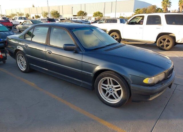 2001 BMW 7 Series
