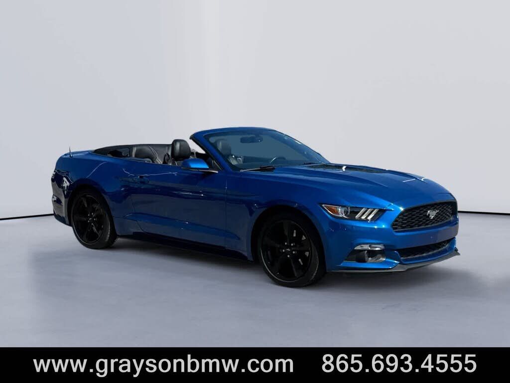 2017 FORD Mustang