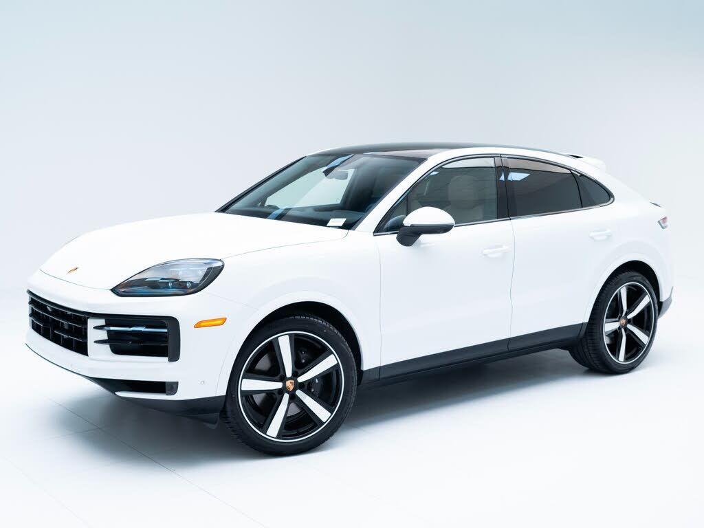 2026 PORSCHE Cayenne