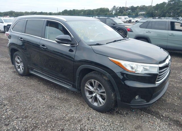 2014 TOYOTA Highlander