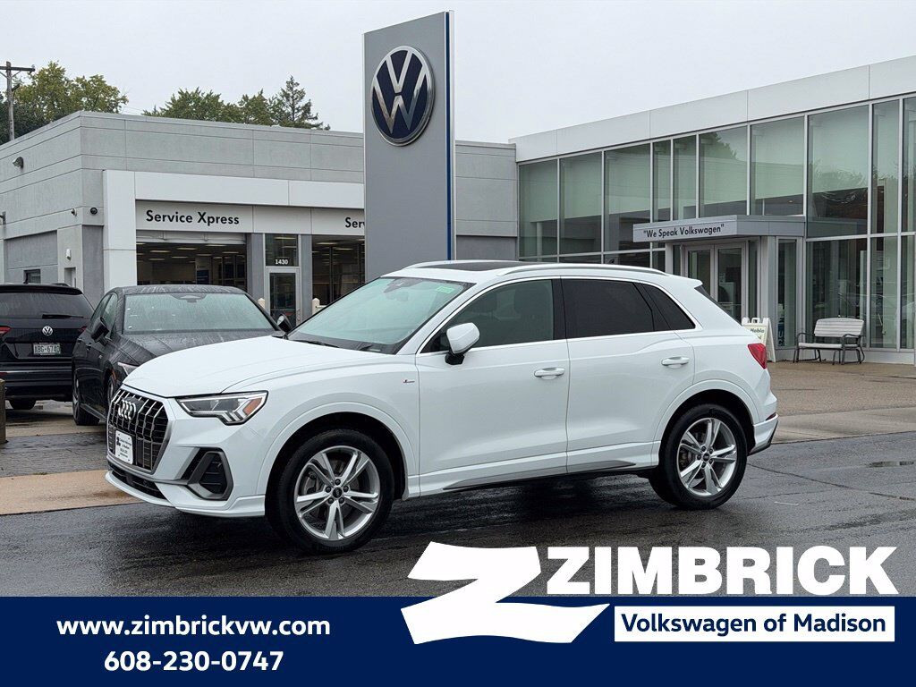 2021 AUDI Q3