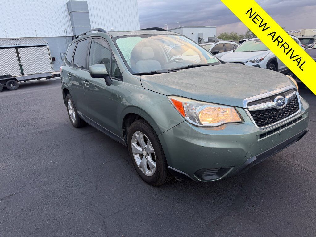 2015 SUBARU Forester