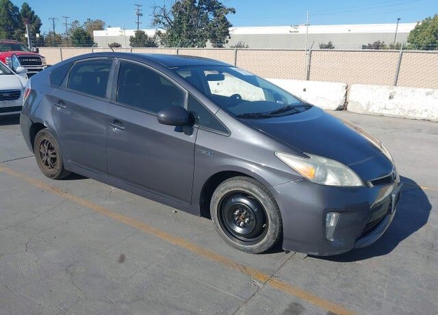 2013 TOYOTA PRIUS