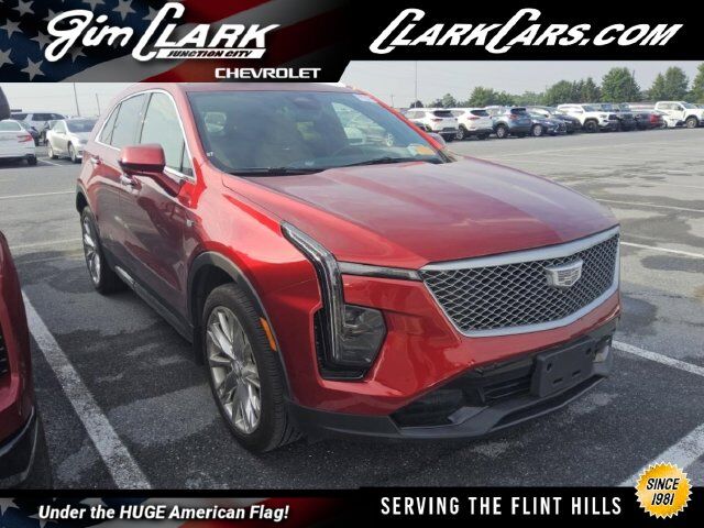 2025 CADILLAC XT4