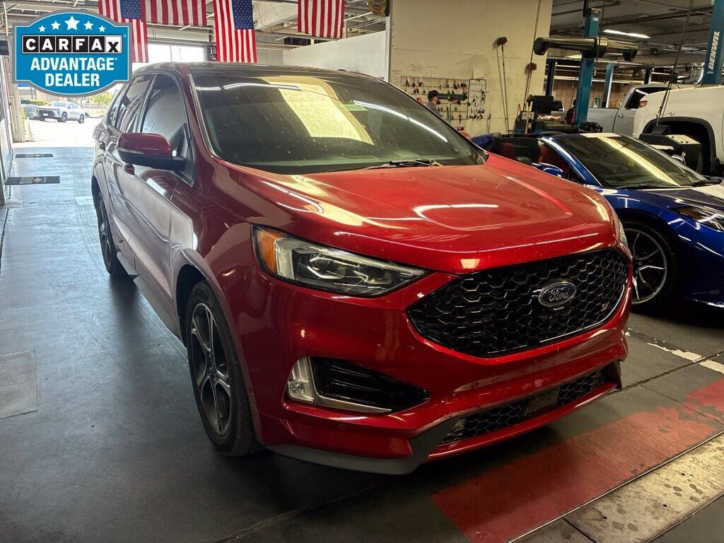2020 FORD Edge