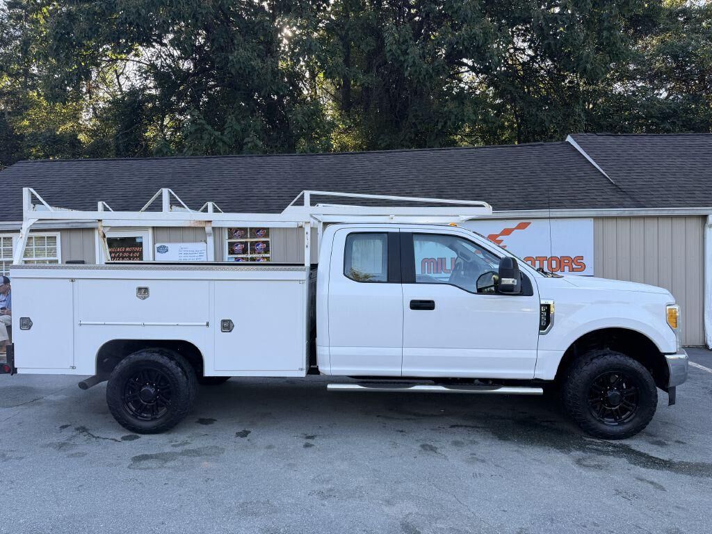2017 FORD F-350