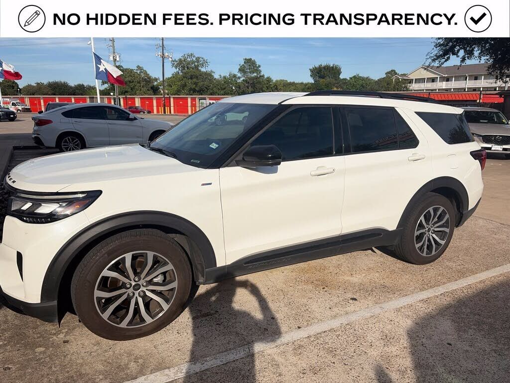 2025 FORD Explorer