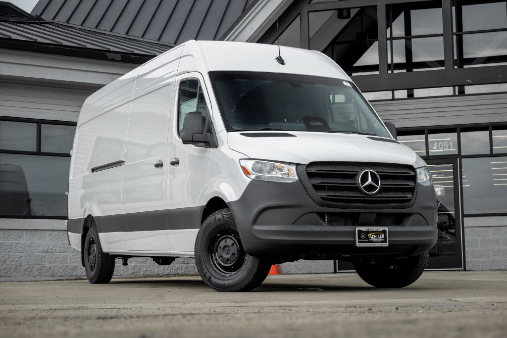 2026 MERCEDES-BENZ Sprinter