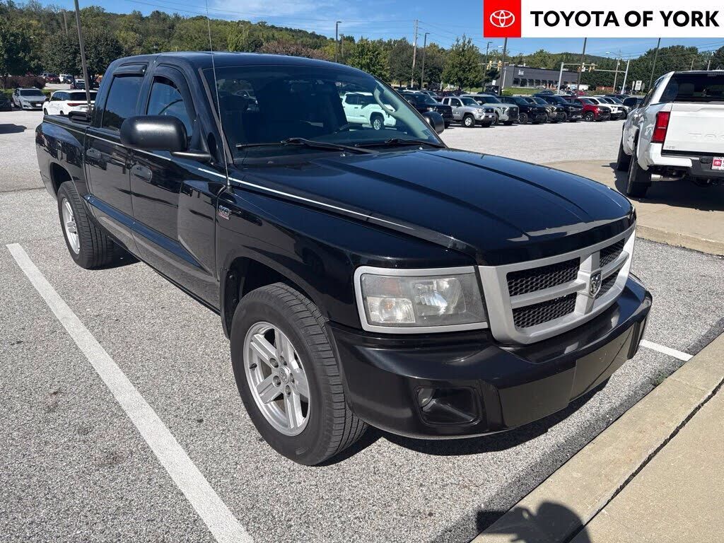 2011 DODGE Dakota