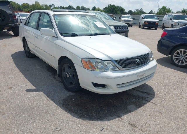 2003 TOYOTA Avalon