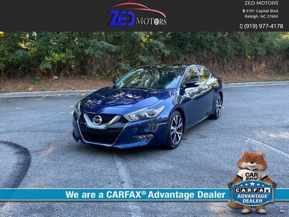 2017 NISSAN Maxima