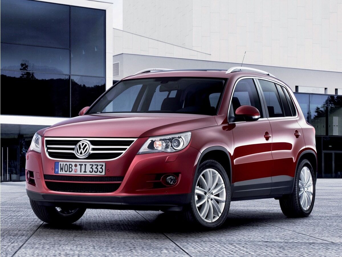 2011 VOLKSWAGEN Tiguan