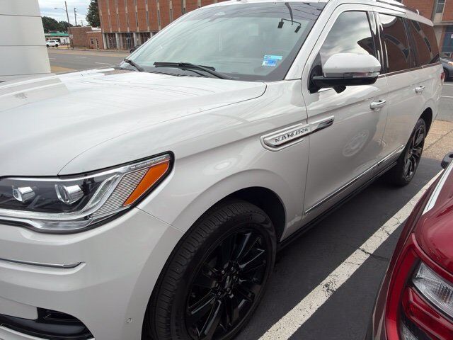 2024 LINCOLN Navigator