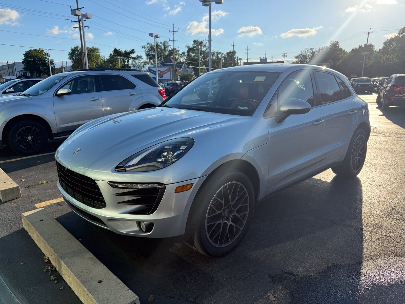 2018 PORSCHE Macan