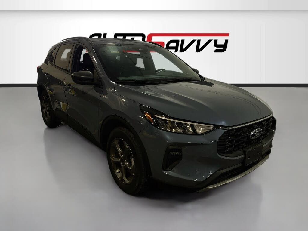 2025 FORD Escape