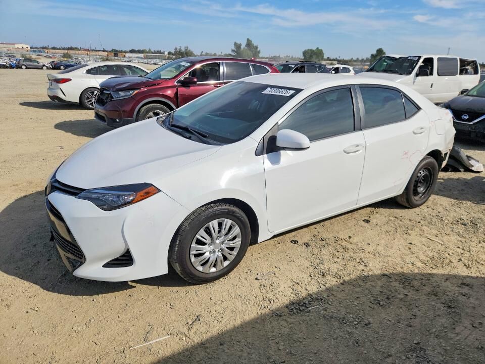 2018 TOYOTA Corolla