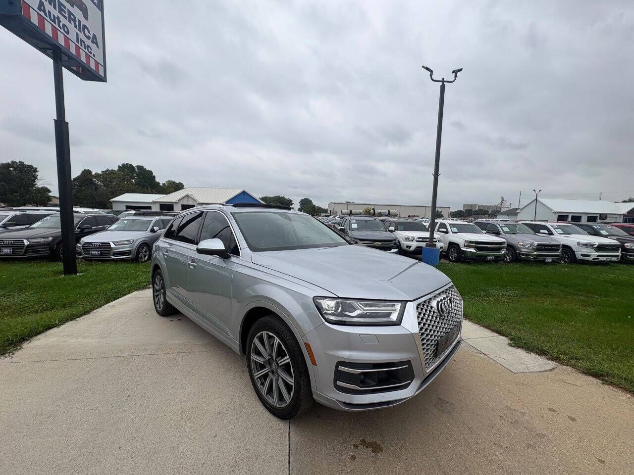 2017 AUDI Q7