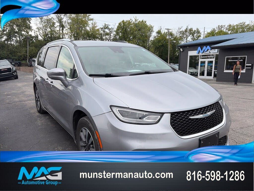 2021 CHRYSLER Pacifica