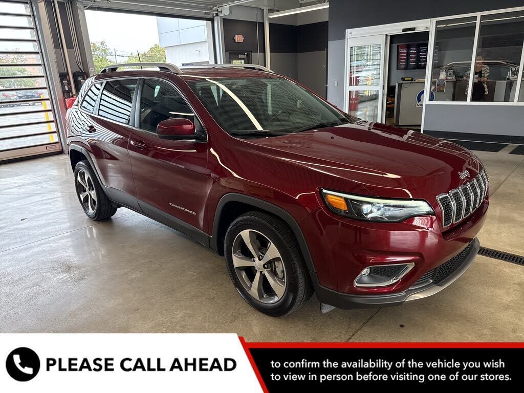 2020 JEEP Cherokee