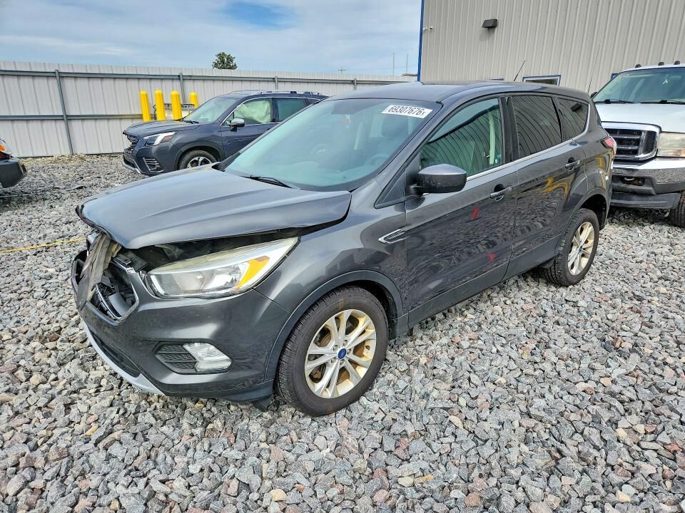 2017 FORD Escape