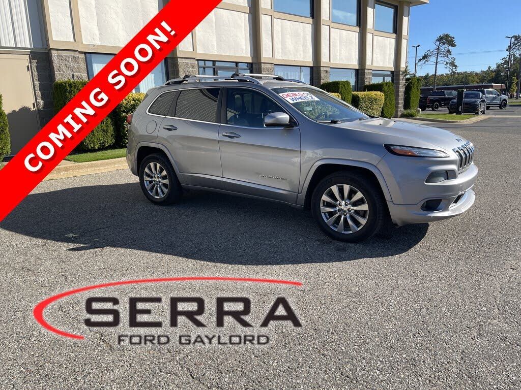 2017 JEEP Cherokee