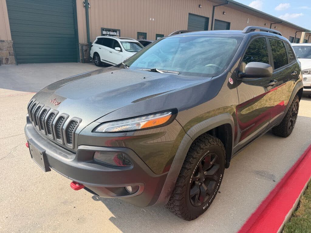 2017 JEEP Cherokee