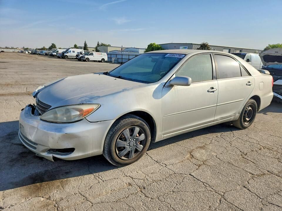 2004 TOYOTA Camry