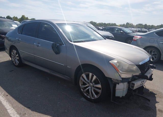 2010 INFINITI M35