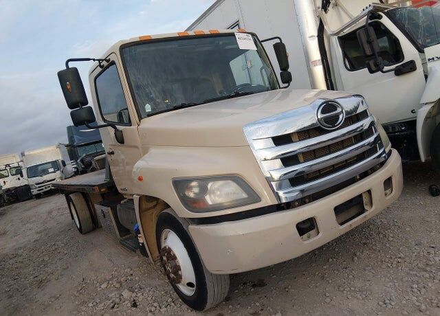 2016 HINO Conventional Type Truck