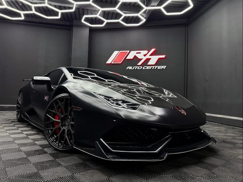 2017 LAMBORGHINI Huracan