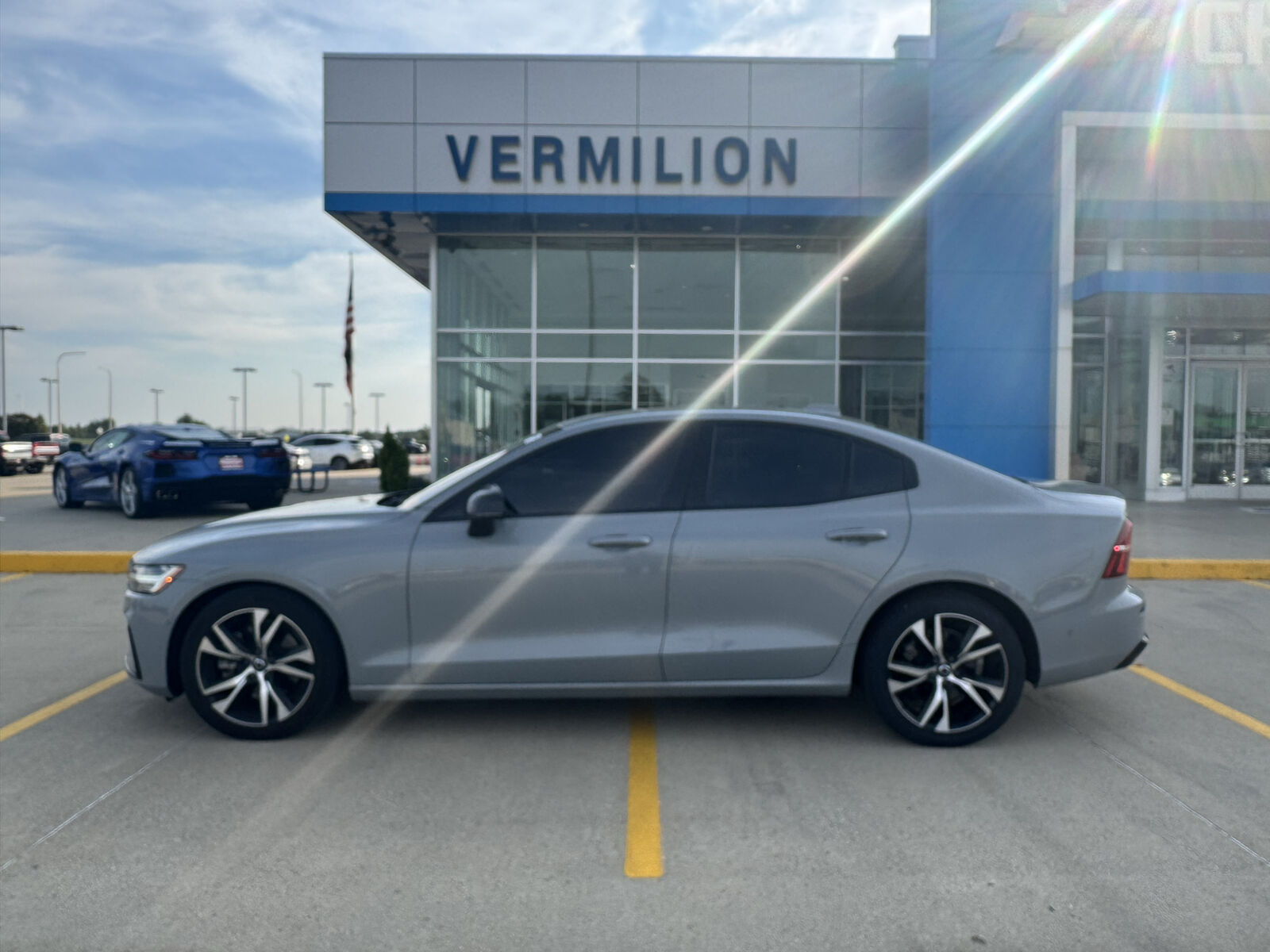 2024 VOLVO S60