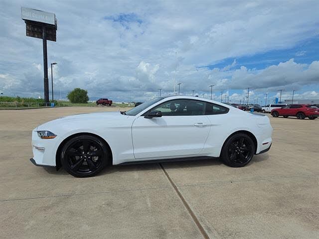 2022 FORD Mustang