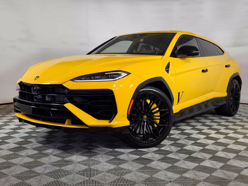 2025 LAMBORGHINI URUS