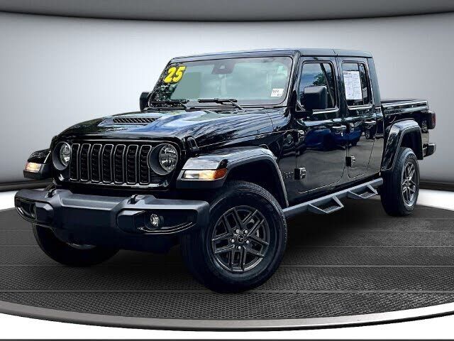 2025 JEEP Gladiator