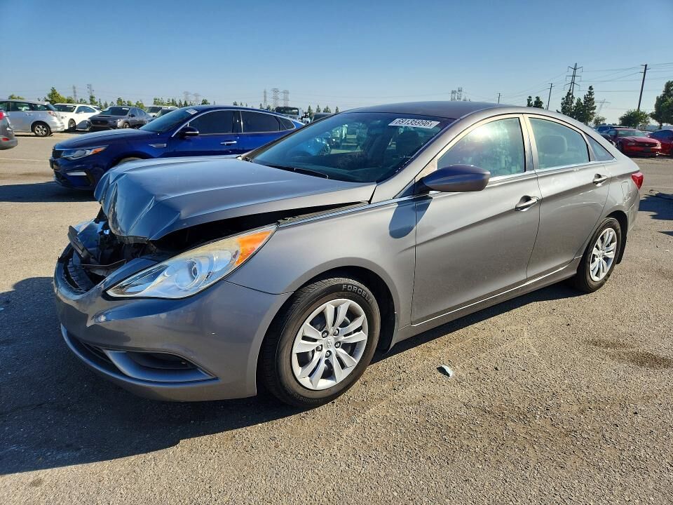 2013 HYUNDAI Sonata