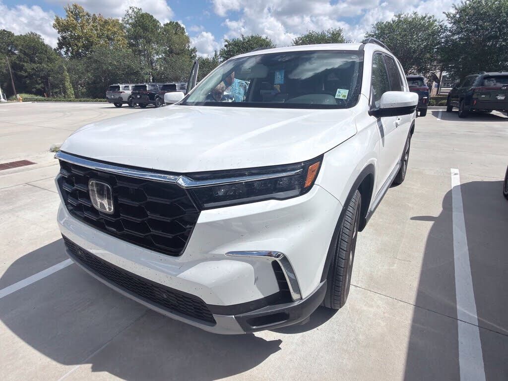 2025 HONDA Pilot