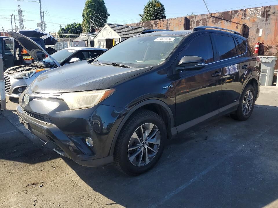 2017 TOYOTA RAV4
