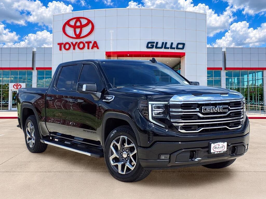 2023 GMC Sierra