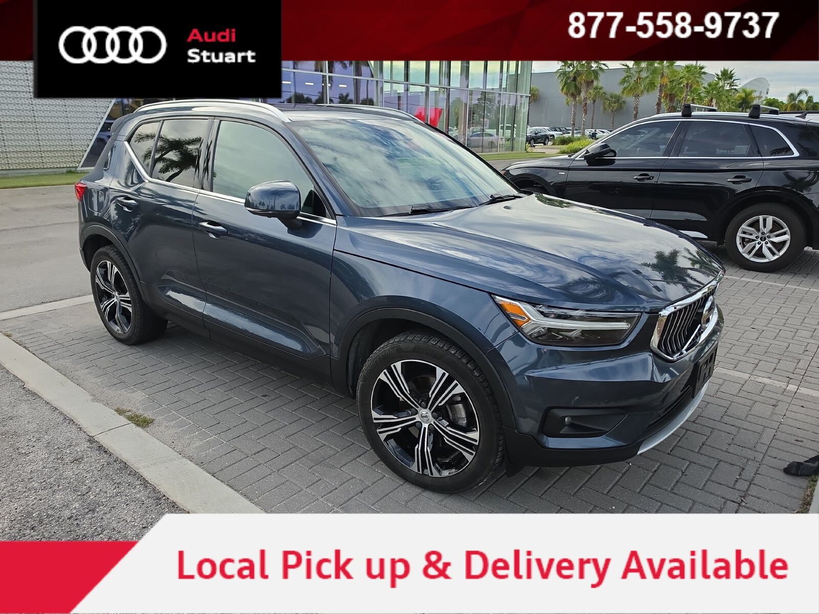 2022 VOLVO XC40