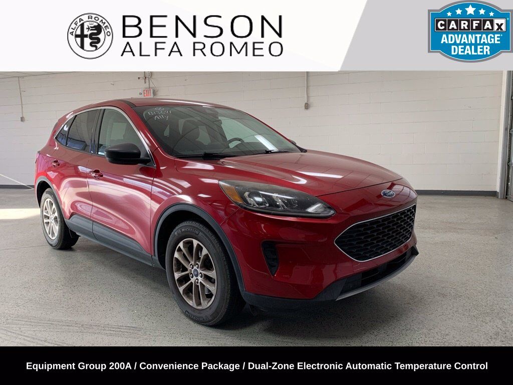 2022 FORD Escape