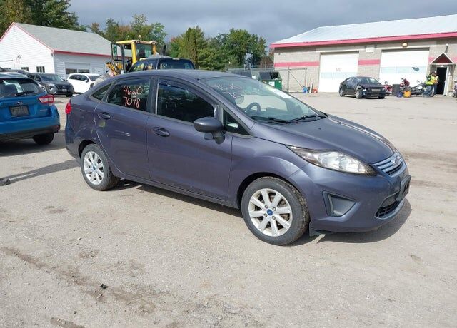 2012 FORD Fiesta