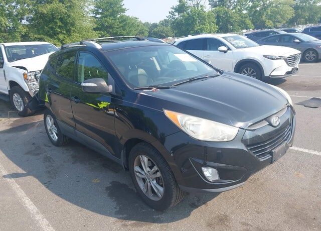 2013 HYUNDAI Tucson