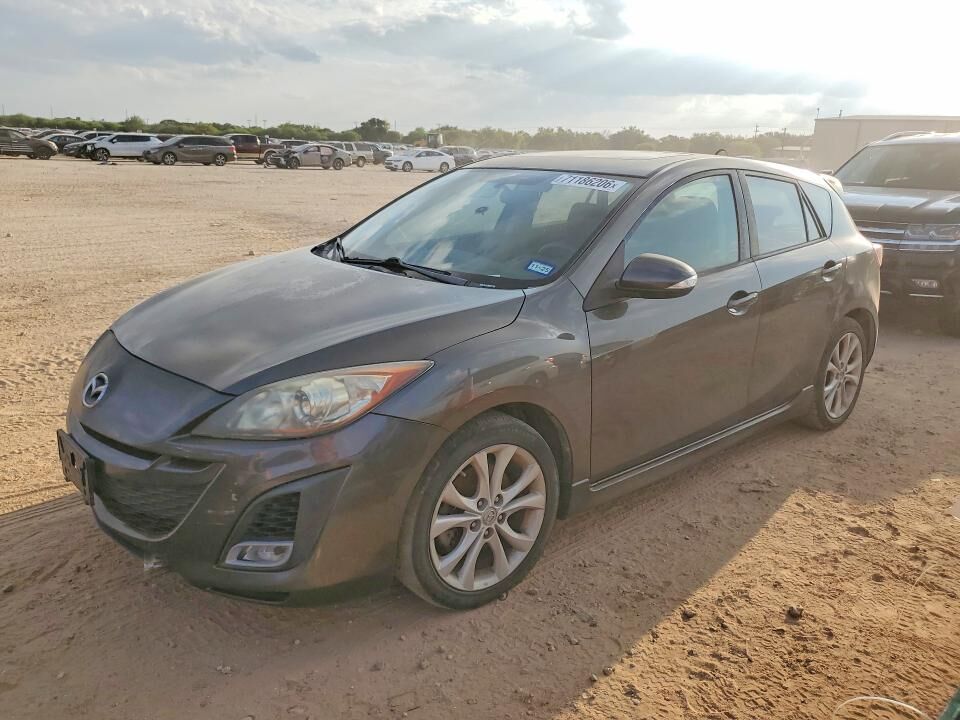 2010 MAZDA Mazda3