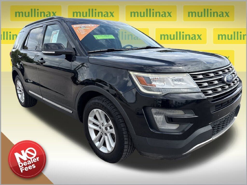 2017 FORD Explorer