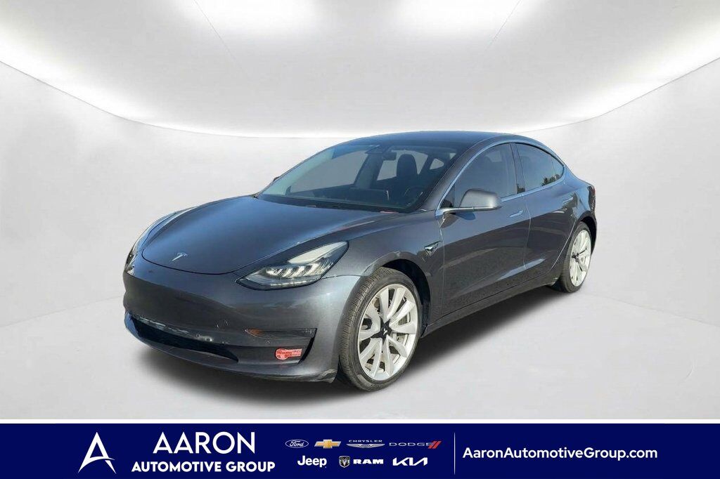 2018 TESLA Model 3
