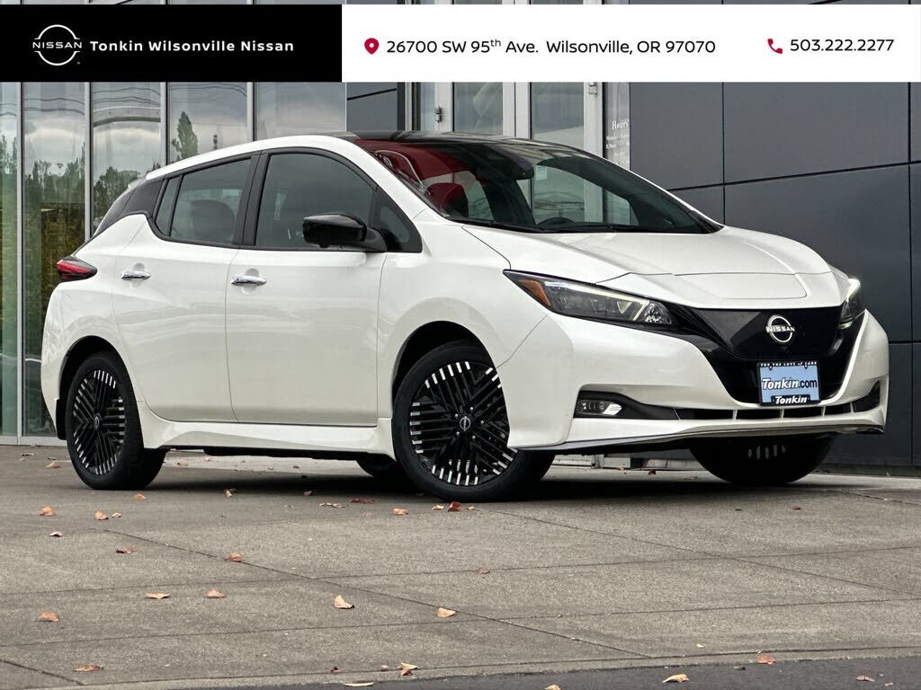 2025 NISSAN Leaf