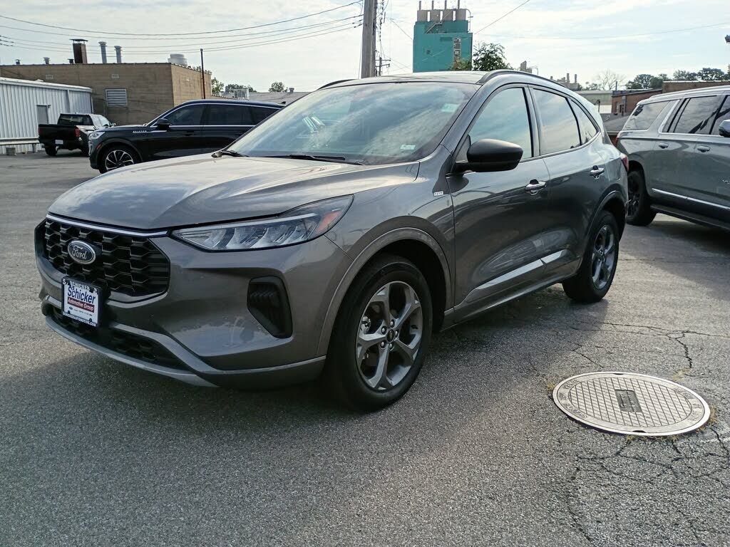 2023 FORD Escape