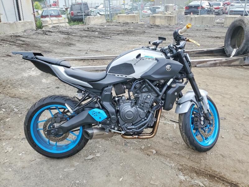 2025 YAMAHA MT-07