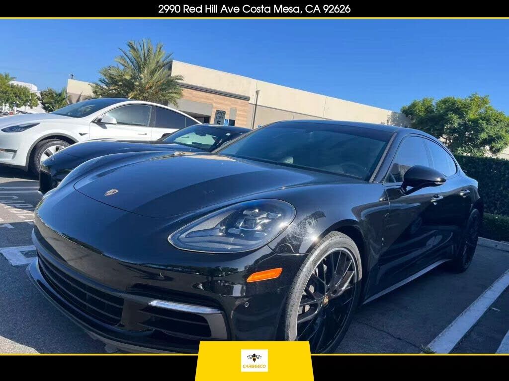 2020 PORSCHE Panamera