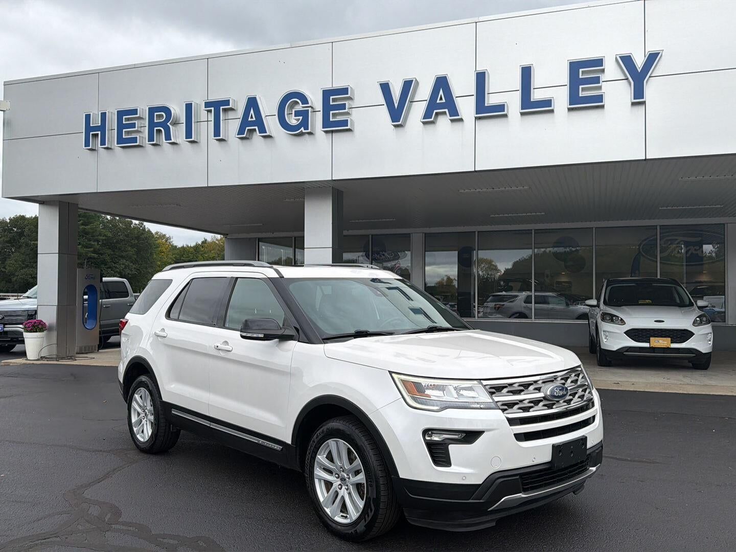 2018 FORD Explorer